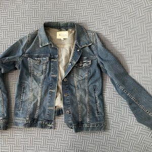 Jean Jacket - Vince Camuto - Size Small
